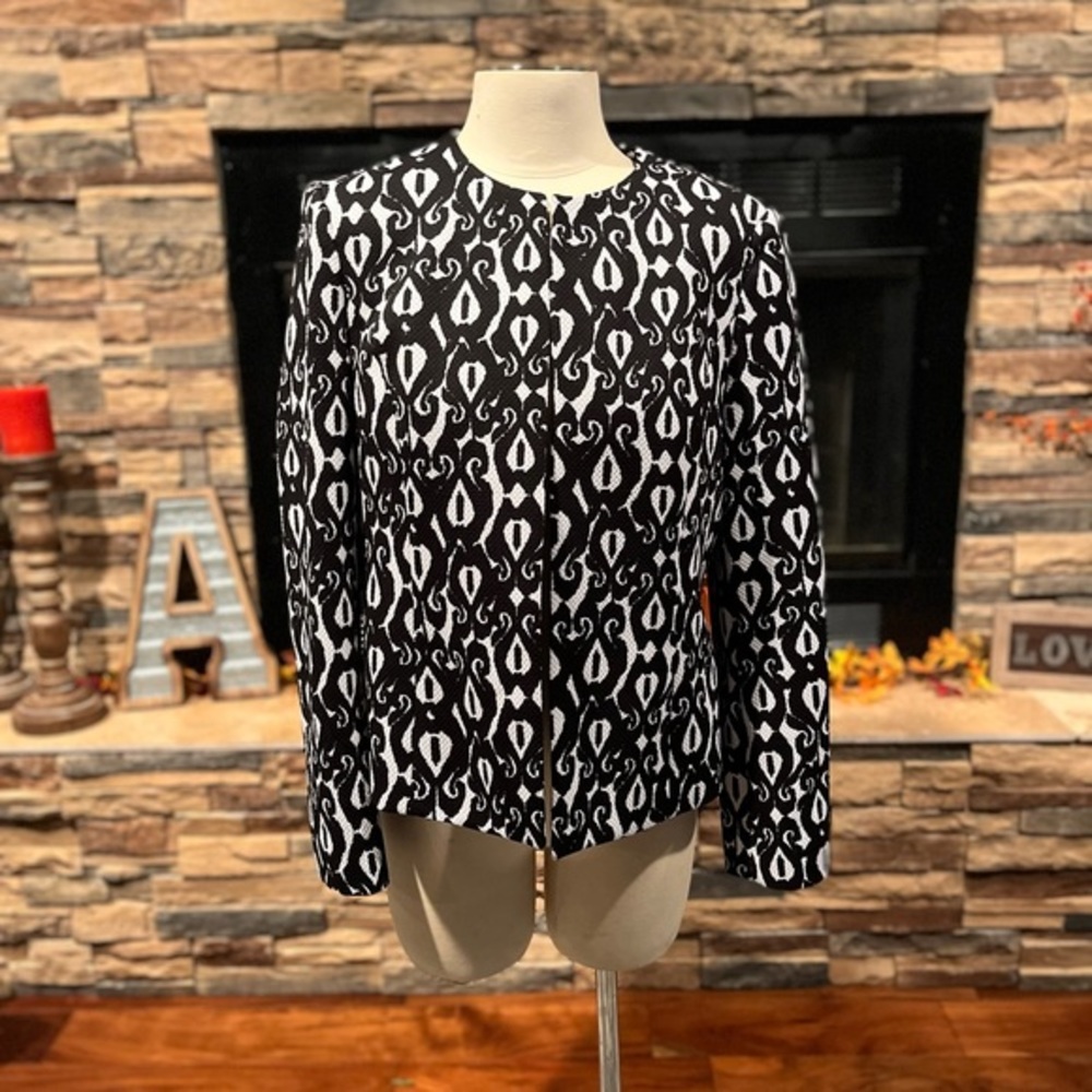 Evan picone black label